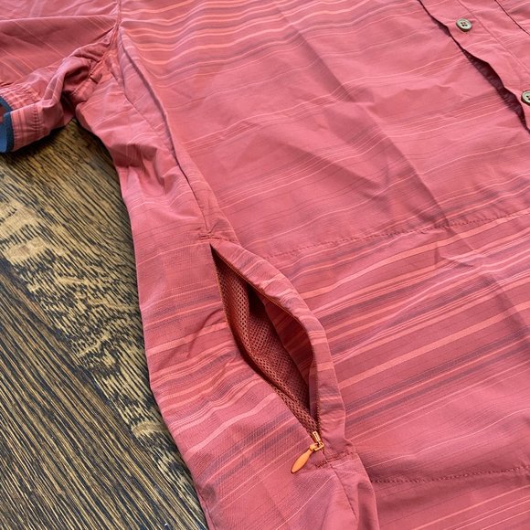 The North Face Men's Outdoor Short Sleeve Sun Shirt - Picture 3 of 5